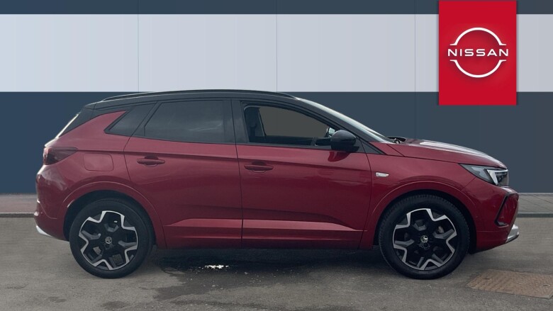 Vauxhall Grandland 1.2 Turbo Ultimate 5dr Petrol Hatchback